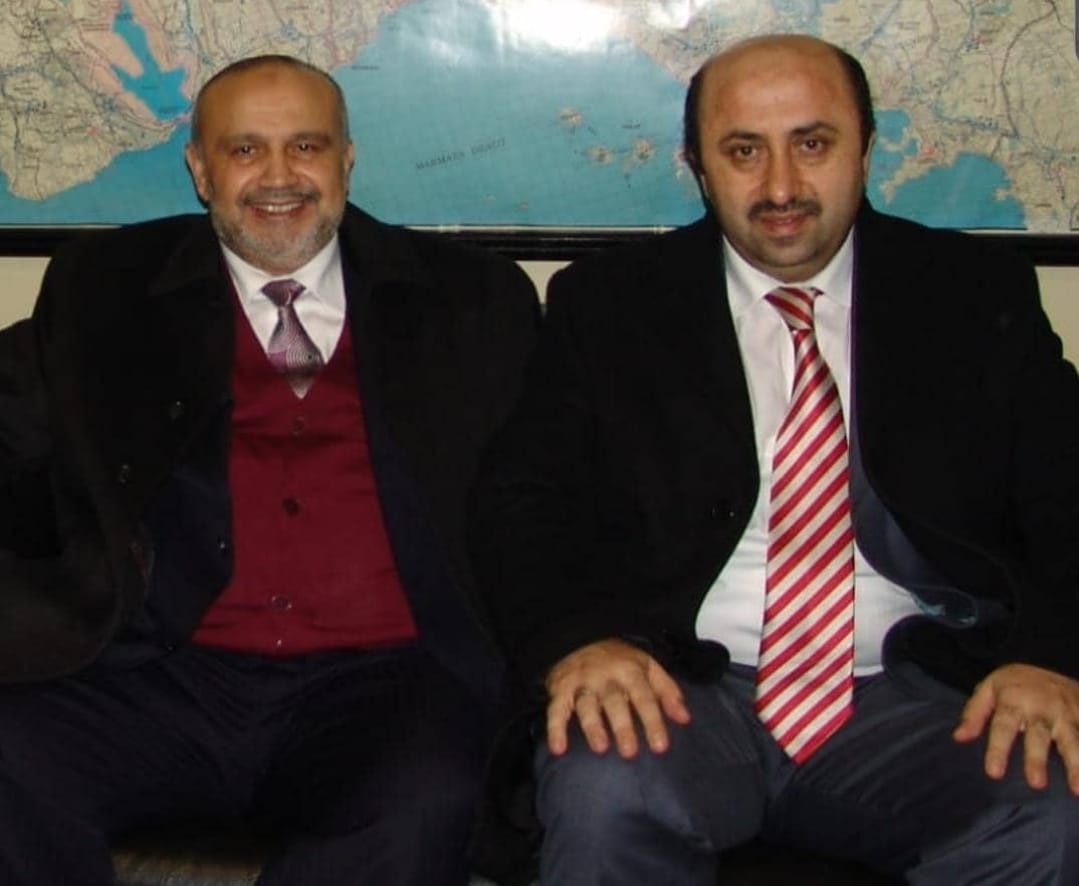 Ömrünü, Sevgili Peygamber (s.a) Efendimizi sevdirmek için sohbetlerle geçirdiğine şahid olduğumuz Ömer Döngeloğlu 
Hocamızı, vefatının sene-i devriyesinde rahmet ve dua ile anıyoruz. 
Makamı sevenleriyle birlikte Cennet olsun.
Elfatiha