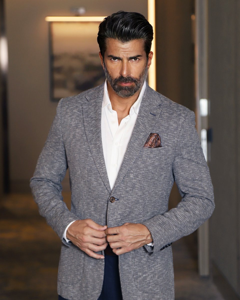 Sevgili kalbim ve ruhum, seni her zaman destekleyeceğiz

Orhun #Orhun
CenkTorun #CenkTorun