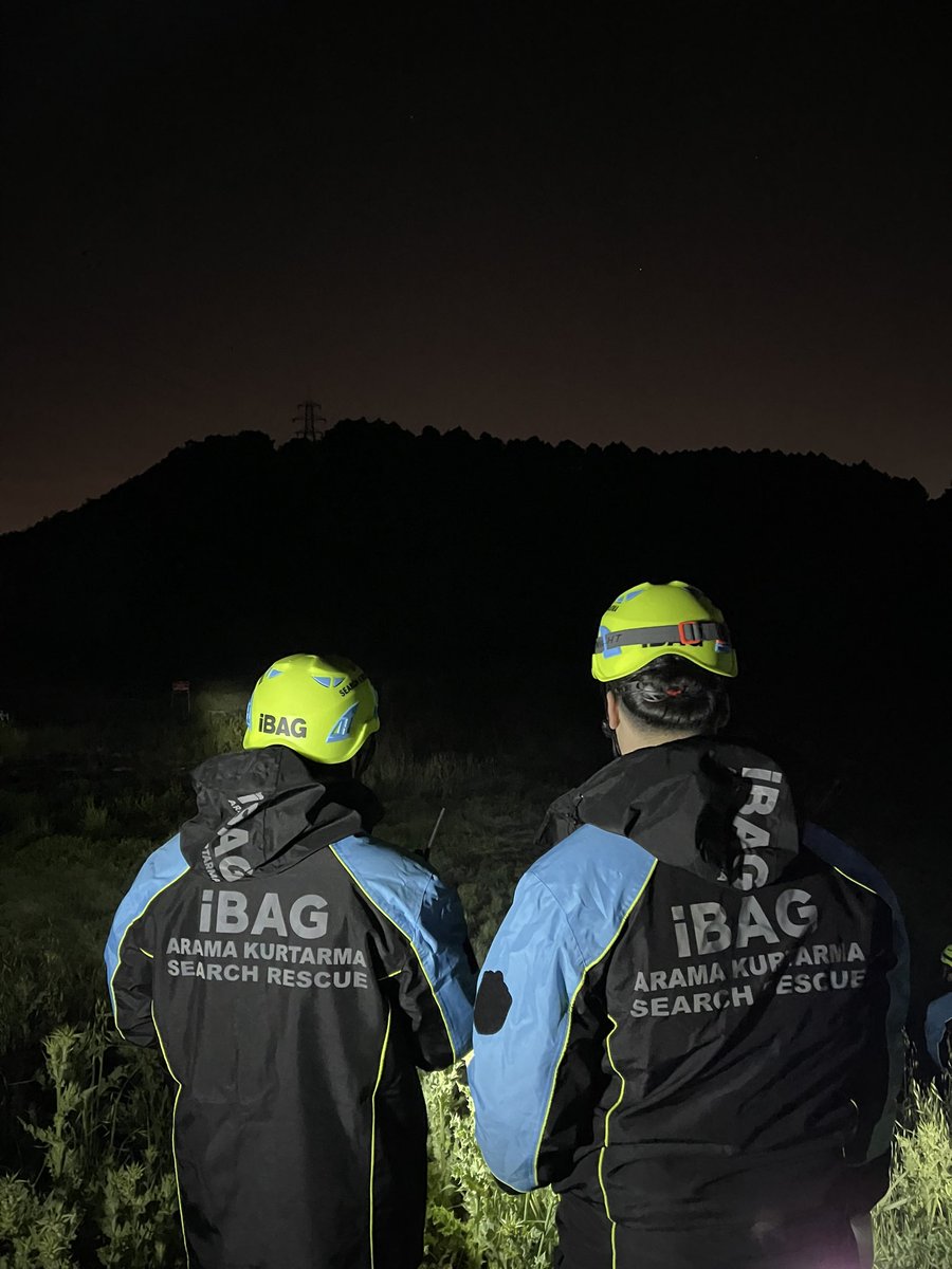 ibagsar's tweet photo. İBAG Arama Kurtarma ekibimiz Sultangazi Kent Ormanı’nda kaybolan şahsı arama çalışmalarına 3 gün boyunca destek vermiştir.

Çalışmaların sonunda kayıp vatandaşımız ex bulunarak görev sonlandırılmıştır.

İBAG ARAMA KURTARMA

“Bir insanı kurtaran tüm insanlığı kurtarmış gibidir.” https://t.co/1NRnoAKOVx