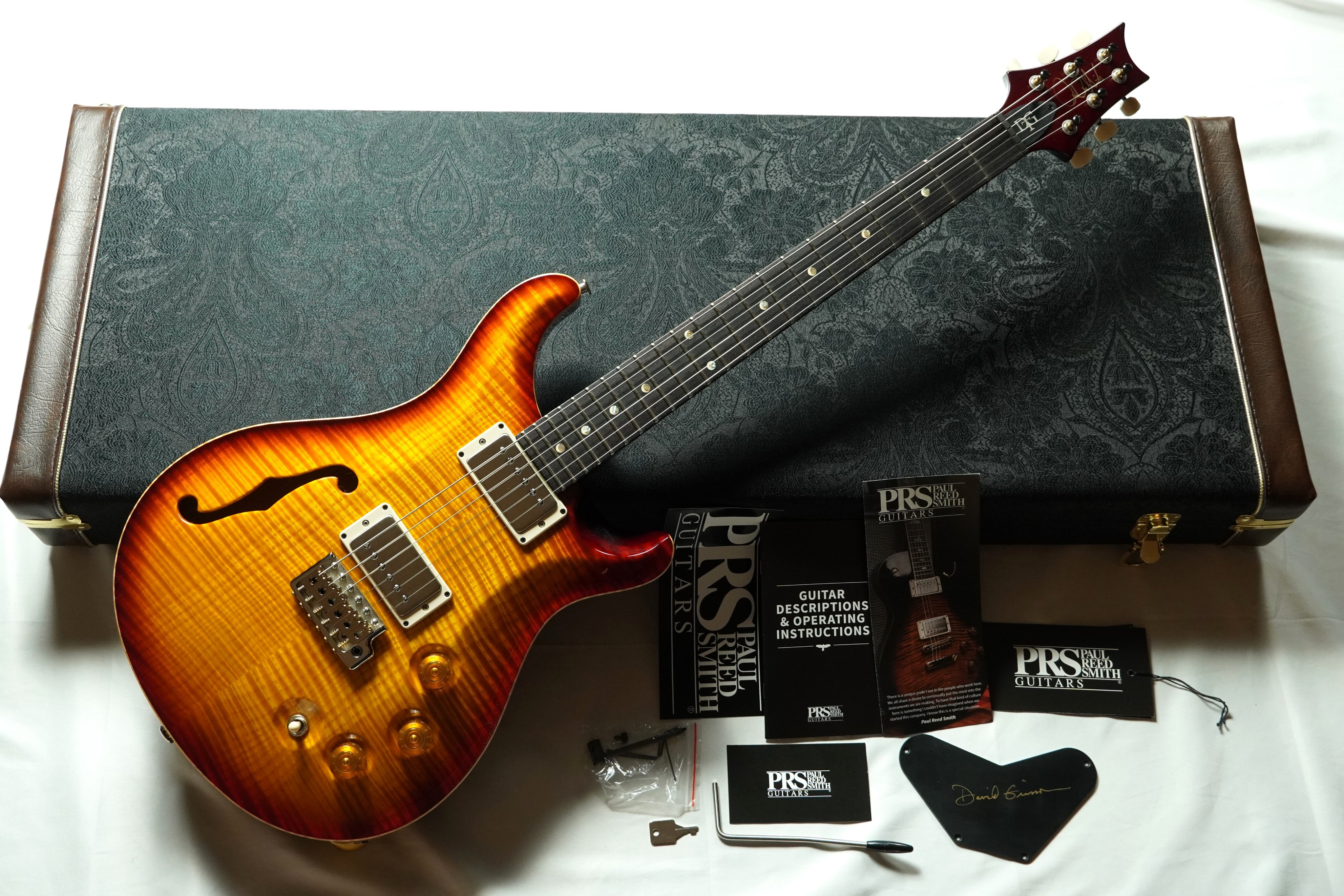 PRS SE Custom 24-08 Quilt Top Charcoal Cherry Burst Electric