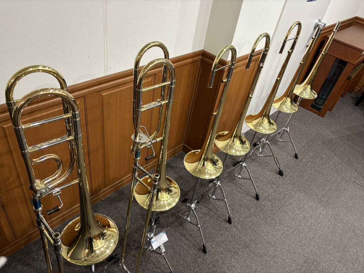 【ドルチェ楽器東京店TBフェア情報📢】
本日からTBフェアが始まりました！！
フェア情報第3弾としまして、本日はエドワーズの本体・ベルをご紹介いたします📣
〈ベル〉
・321CF ￥269,500(税込)
・369CF ￥269,500(税込)
・321CFB ￥269,500(税込)
・OFT-YB ￥269,500(税込)
・USED