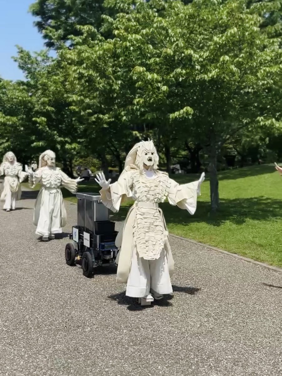 【🔩5/3-6 ガストロノミー広場に作業支援ロボット「SUPPOT」が登場⚙️】
㈱ソミックトランスフォーメーションが研究開発した、建設・土木作業の人で不足解消に貢献する作業支援ロボット「SUPPOT」が、かみさまグリーターたちとともに皆様をお出迎え🤖 🎭
suppot.jp
#ソミック #SUPPOT