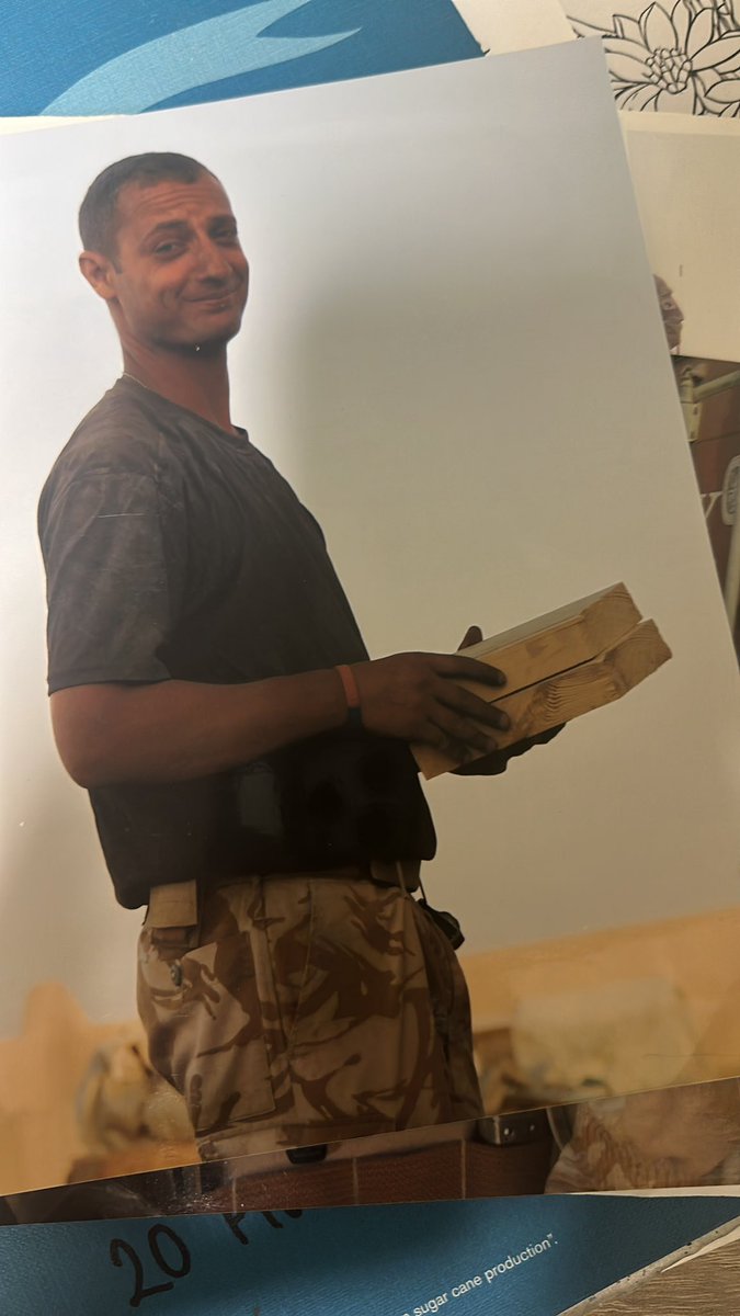 In memory of Dapper Daz Roy on 3 May 2010 at 0730. 3 Section 4 Troop 4 Fd Sauqdron on Op HERRICK 12. Led by myself, SSgt Rab Miller and Cpl Lee Pickersgill. RIP Daz. Thinking of you and your family today and raising a glass or two. We will remember you. RIP