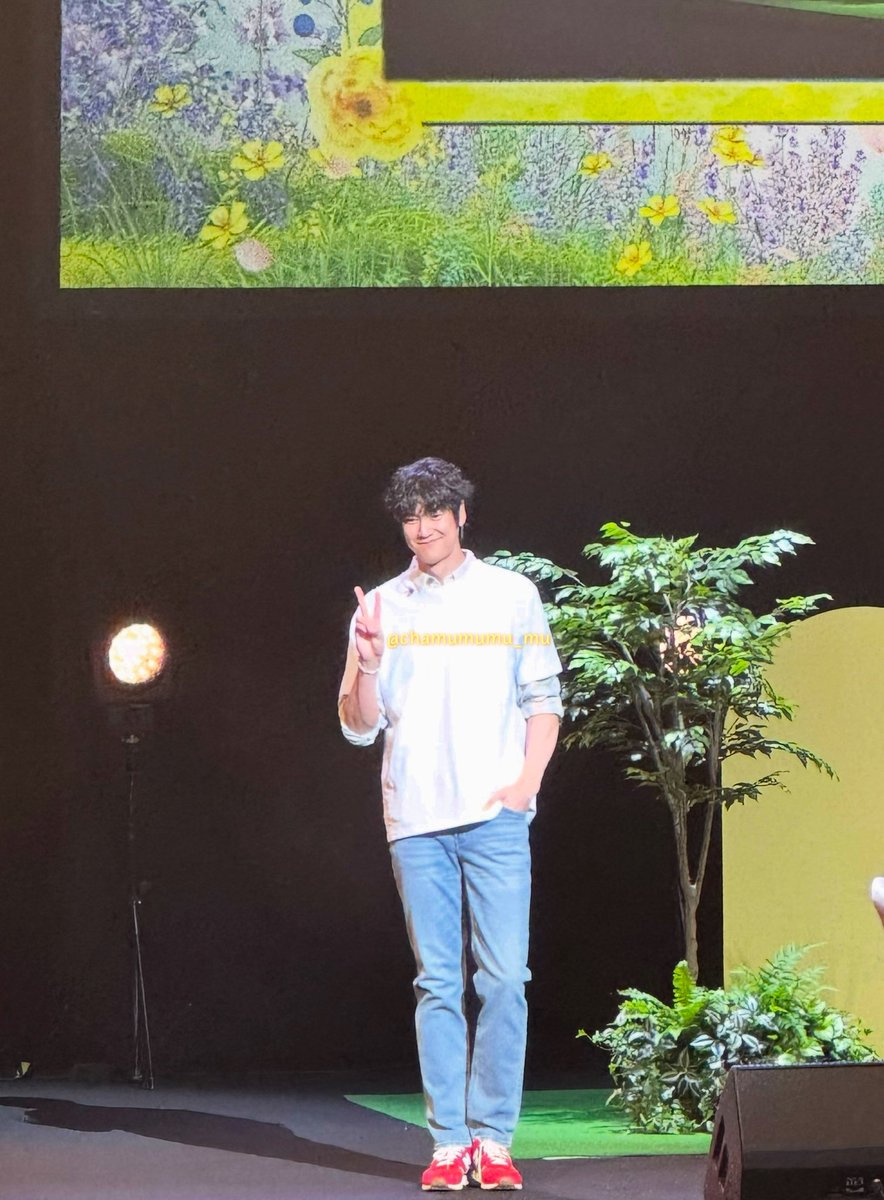 夢のような時間からもう1週間😳
あっという間すぎるよ〜
そして、イヌくんロス😭

イヌくんにもヌルンジのみんなにも
また早く会いたいなあ🕊  ͗ ͗〰︎︎♡