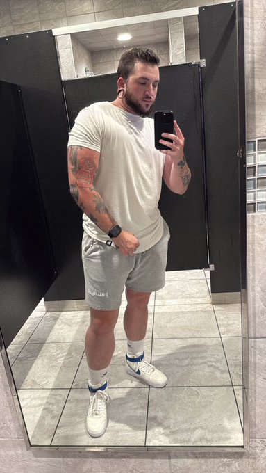 Watch JAKE ORION 🏳️‍⚧️'s leaked NSFW photo on TwXstars