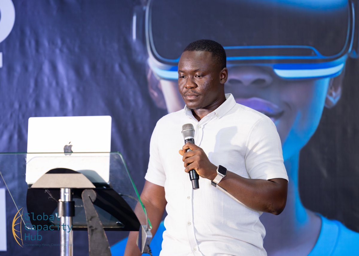 gcapacityhub's tweet image. ✅ Be specific
✅ Provide context
✅ Select output format
✅ Define role
✅ If unsatisfied with the answer, rephrase and retry. It&apos;s not the AI&apos;s fault—it&apos;s yours.

- David Blaise Adda @AddaBlaise at the AI and Emerging Technologies Conference - UPSA, Accra