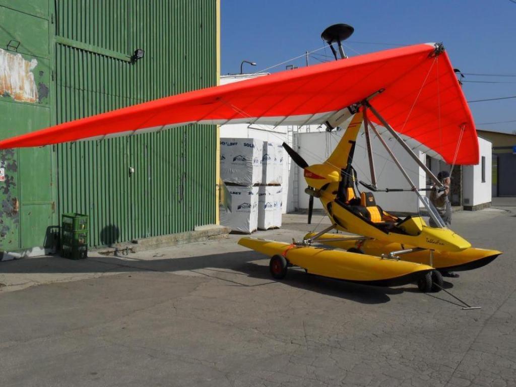 UsedWings's tweet photo. Trike Ultralight Plane For Sale - Joker - Aeros Stranger Wing, Rotax 912 UL Engine - https://t.co/WQExUQSbRW https://t.co/IzeY7BPGPB