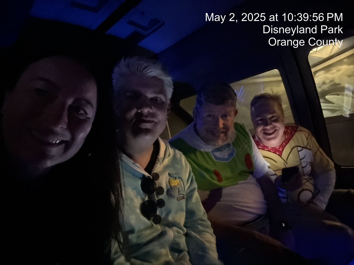 Ride #44 Monorail

<a href="/RideEvery/">EveryRideChallenge</a>
#EveryRideDLR

Please consider donating to Give Kids the World Village:
<a href="/GKTWVillage/">Give Kids The World</a>
Check out my fundraising page: give.gktw.org/fundraiser/614…