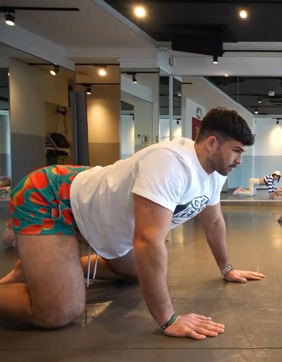 Peach4Papa's tweet photo. Hasan Piker shaking his ass is everything I needed this morning! https://t.co/Ri2mxEMsVR