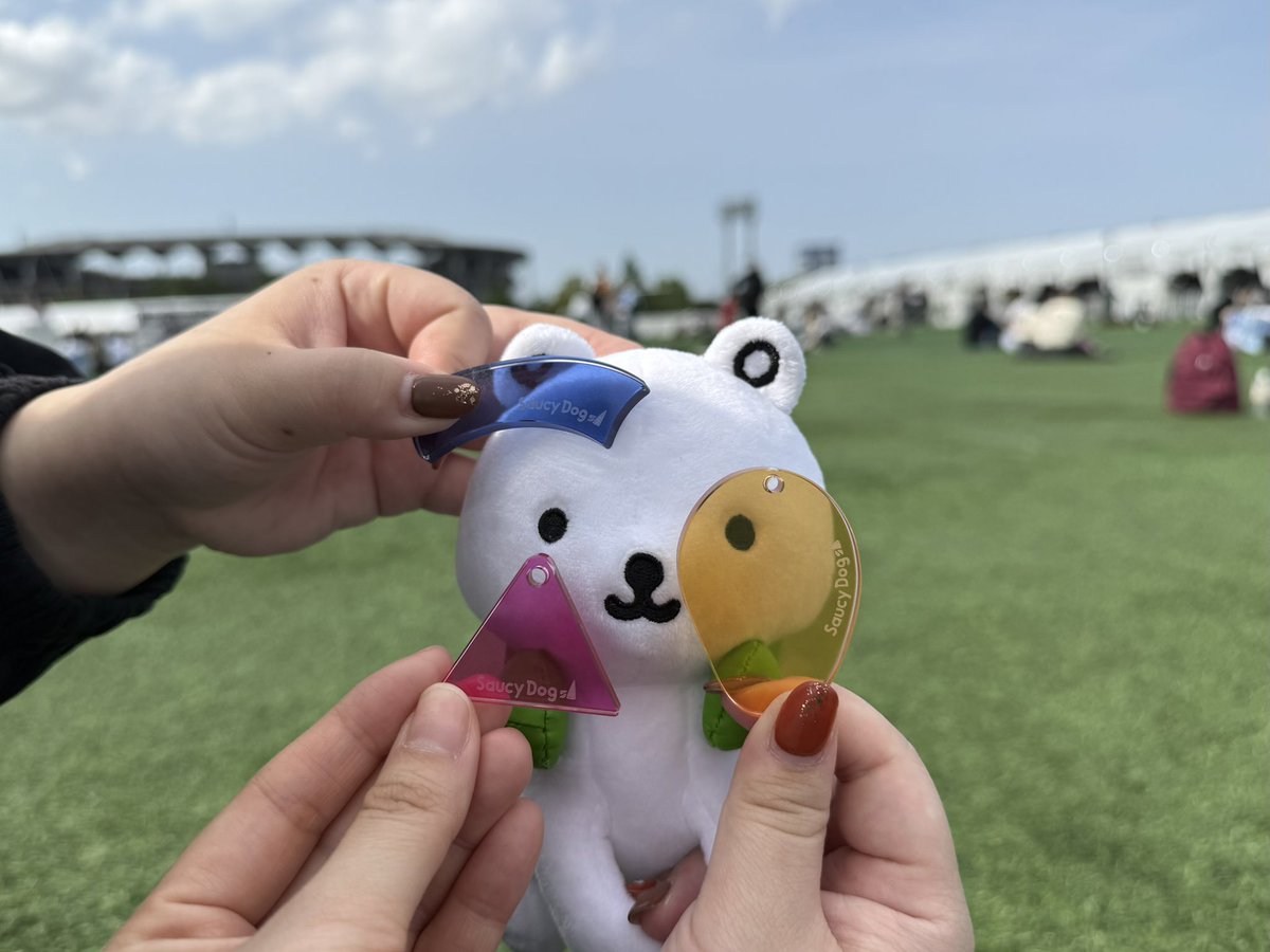 サウシーグッズのアートフォトアクリルキーホルダーで石原さんになり