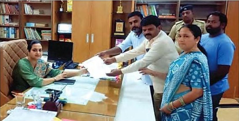 Tribals demand action against religious conversion activities in Dang; submit memorandum to collector