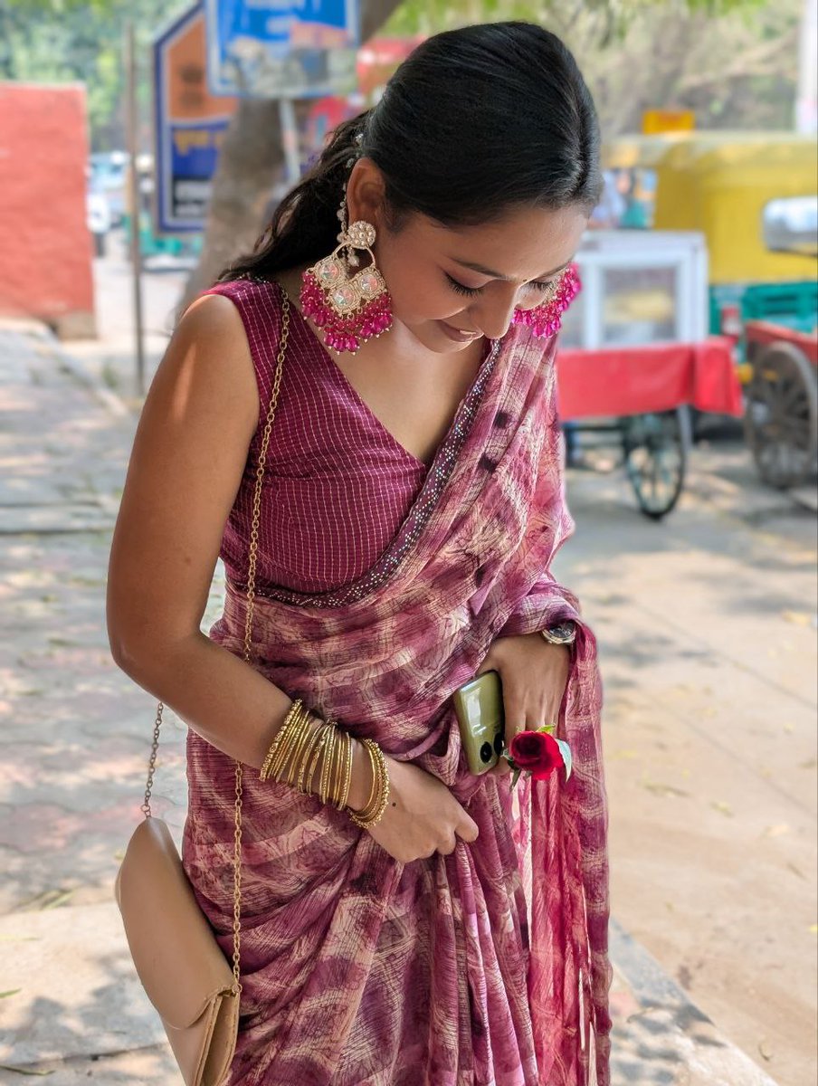 टिशा ( تیشا ) tweet media