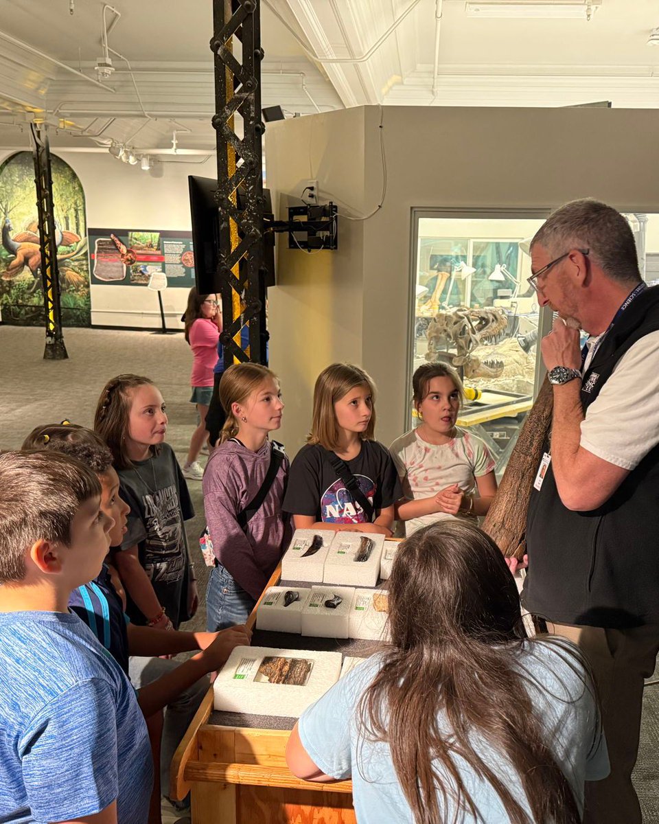 LongmontEstates's tweet image. Exciting day for our young innovators! Intermediate students who completed their innovation fair projects were rewarded with a field trip to the Denver Museum of Nature and Science. Their curiosity and creativity soared to new heights!