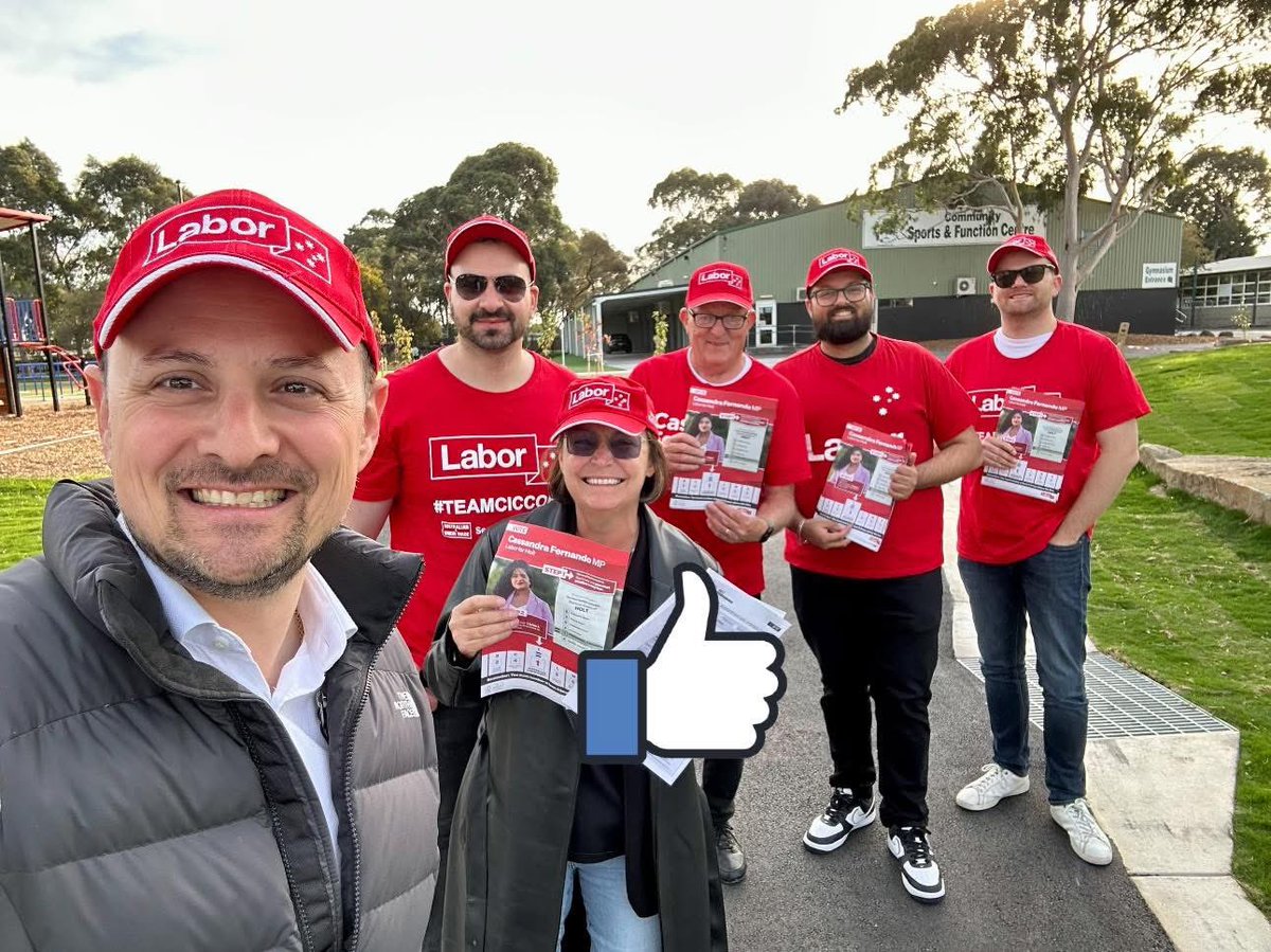 SenRaffCiccone's tweet photo. Last two hours before voting closes, thanks to all Labor members and volunteers in Holt who have worked tirelessly over the day to re-elect Cassandra Fernando MP and the @AlboMP Government to keep building Australia's future. #auspol #buildingaustralia #labor @AustralianLabor https://t.co/B70hxsn99T