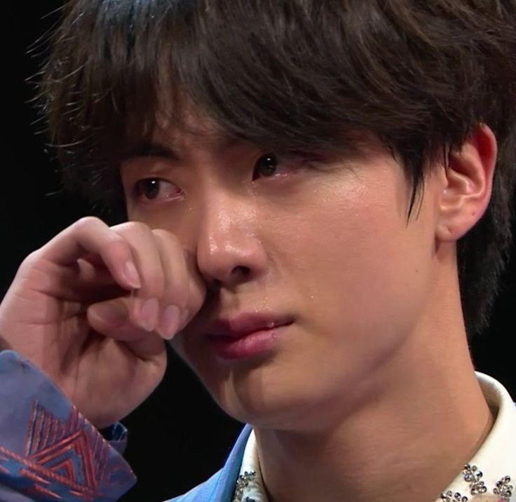 RadiahDiah76599's tweet photo. dom jakarta : 2jt duduk cuman dekat atap dari pada dekat idol😭

dom Kalimantan: 2 juta itu baru sampai bandara🙂😭 https://t.co/qsBGVGjrgn