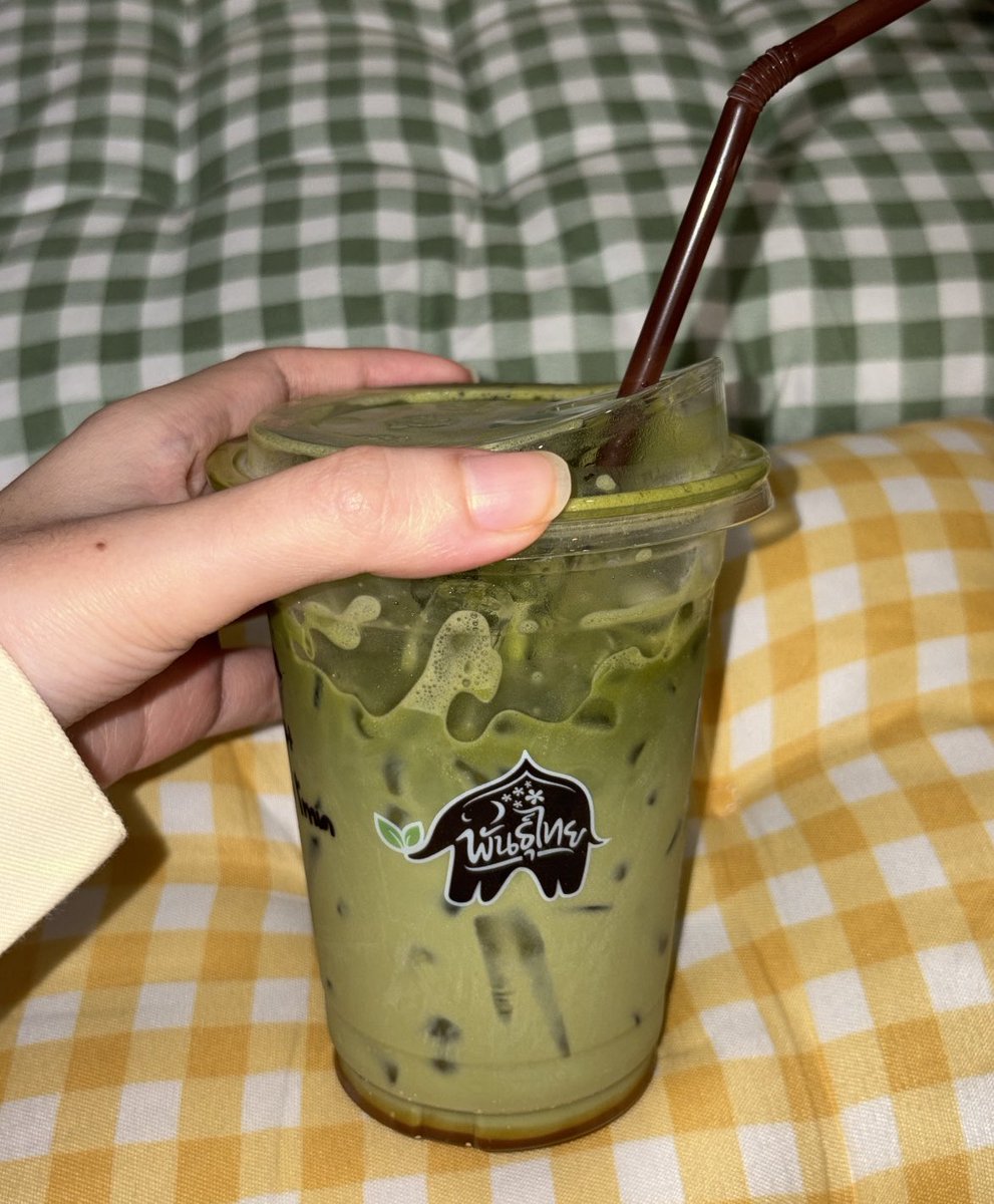 กินตามคนในคอมมู matcha latte เพิ่มน้ำตาลโตนด สั่งหวาน 25% พอ หย่อยมากก 🍵