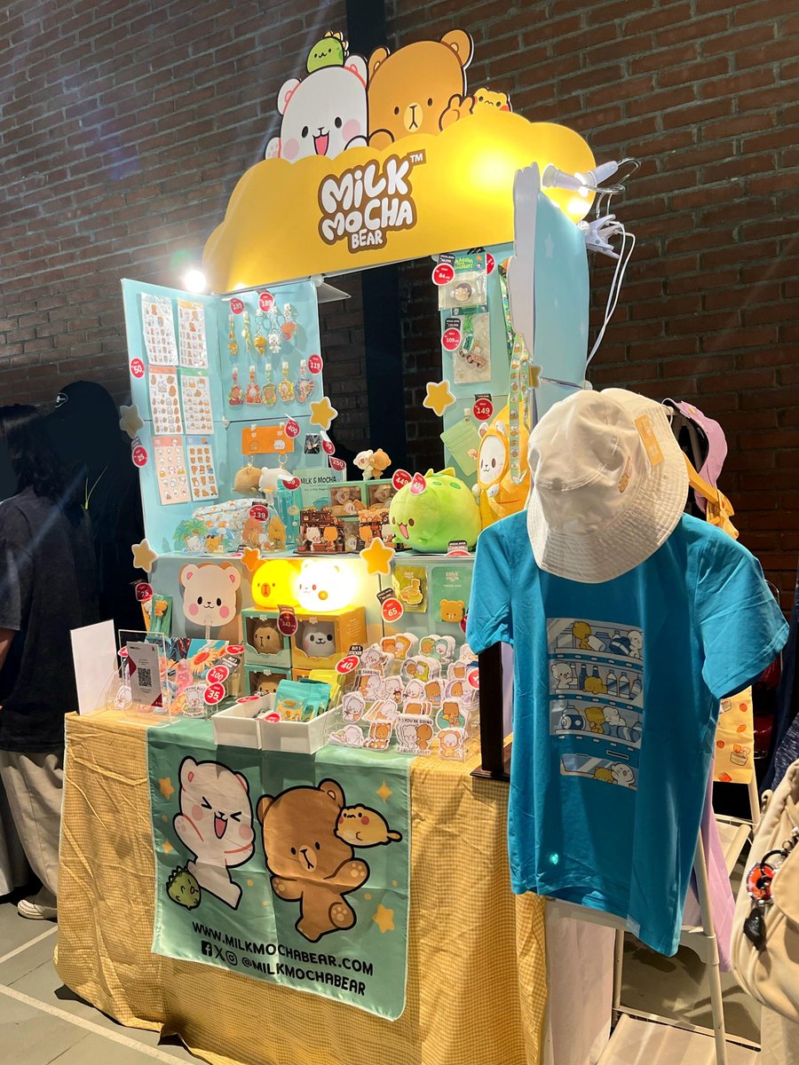 milkmochashop's tweet photo. HALO Jakarta! 
Milk Mocha ada di #Artket booth N83 weekend ini! (lihat map di 🧵) 

Kita bawa Brand NEW Stickers, Early Access Plushies &amp; Figurine, juga ada BIG Sale up to 50%! Don't miss out! ✨️

See you soon! ❤️ https://t.co/1vLEvGcVpc