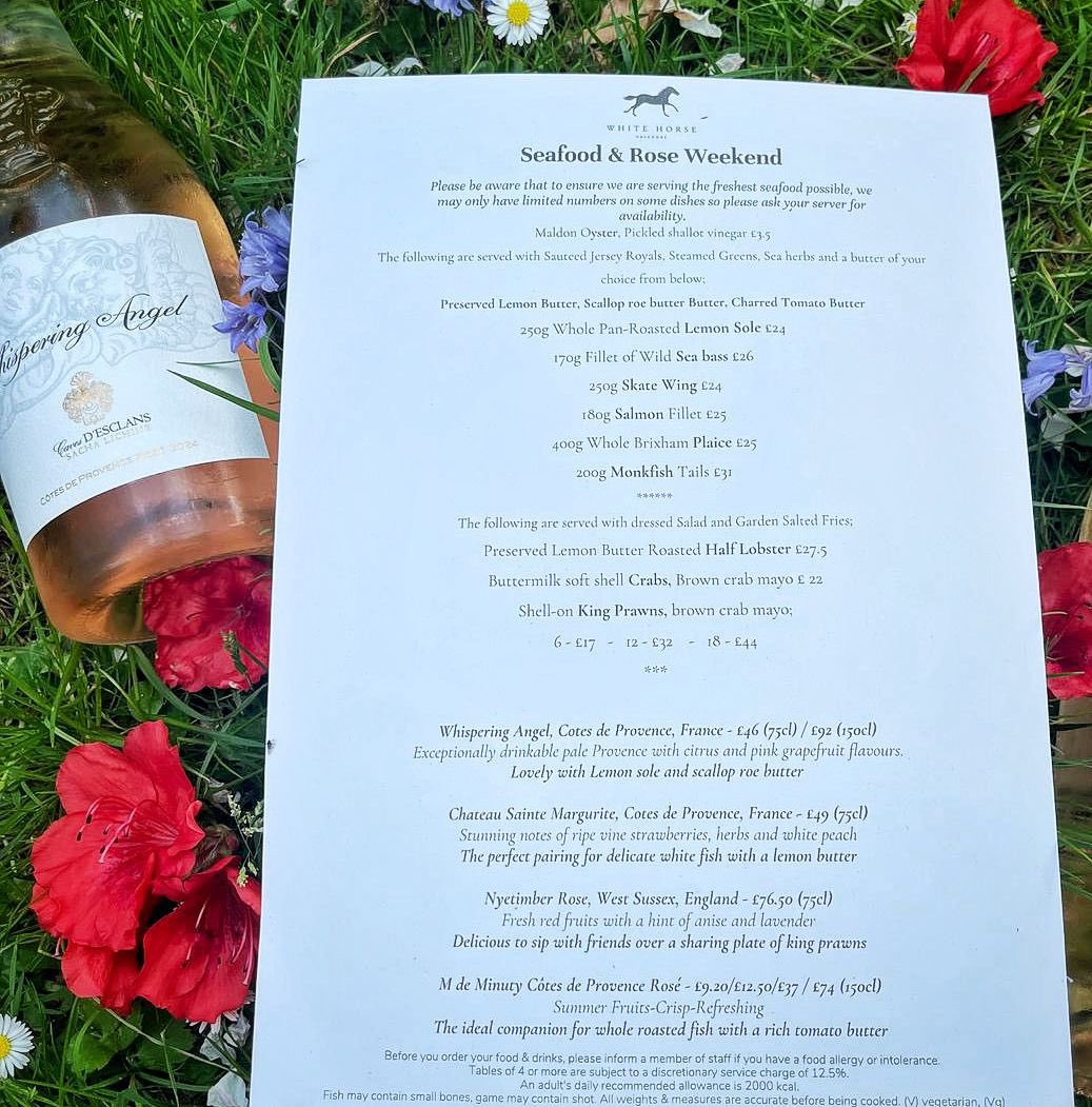 Join us this weekend for our Rosé &amp; Seafood Weekend 🦐🦞💕

Sip, savour, and soak up the good vibes with fresh seafood specials perfectly paired with crisp, chilled rosé.

See you at the pub!