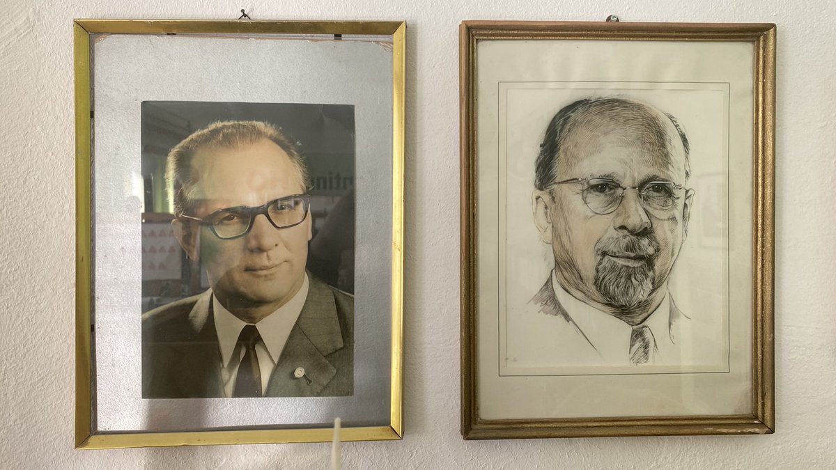 #OTD 1971. Machtwechsel in der #DDR: mit Rückendeckung aus Moskau entmachtet Kronprinz Erich Honecker den greisen Walter Ulbricht und wird SED-Chef.

Was zunächst als hoffnungsvoller Aufbruch wahrgenommen wird, erweist sich als Sackgasse: Honecker führt die DDR in den Untergang.