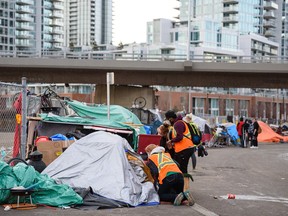 pedestrianx_x's tweet image. Calgary looks like the image on the left instead of the image on the right because Alberta belongs to confederation.

There is no other reason.

#AlbertaIndependence isn&apos;t just about western alienation. It&apos;s moral issue. It&apos;s about human dignity as much as it is about prosperity.