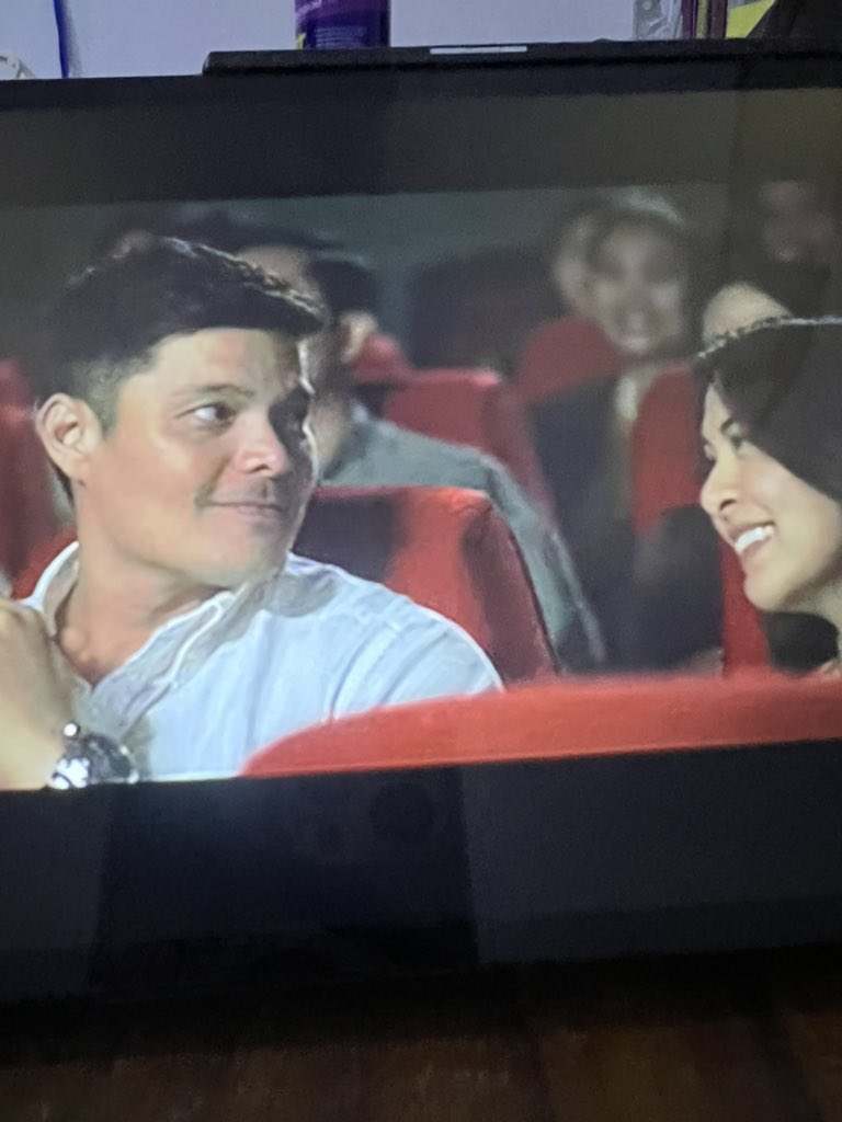 JBbalais2's tweet photo. A bit lazy to work !! Gusto ko lang naman sulitin ang Saturday ko!! It’s better to be late than never! A lot of realization with this movie! Ang ganda and ang galing ni nina Marian and Dingdong!!
@im_marianrivera and @dingdongdantes https://t.co/xfECKjcEvL