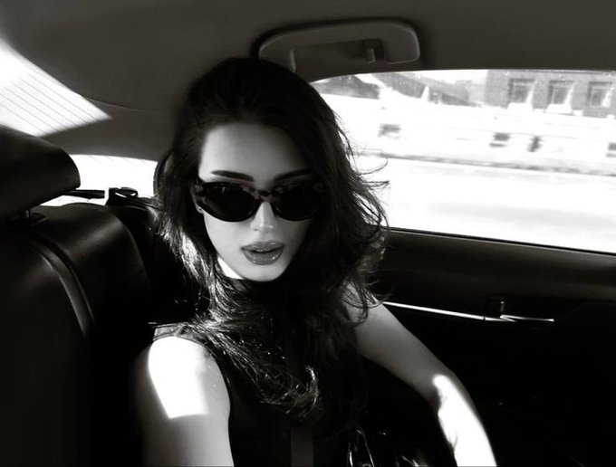 Christine Levene

━  Political &amp; International Relations 
━  CIA Analyst. Spy? Maybe   

Fandomless OC RP. Multi ship/verse. 
Lewd themes 18+. Fem lean.
Detailed, literate, descriptive. 
ENG-SPA

                                          ♡ &amp; ↻

Written by #Anna