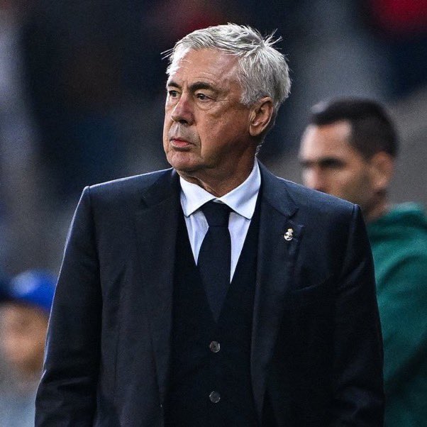 DeadlineDayLive's tweet photo. 🚨 𝗕𝗥𝗘𝗔𝗞𝗜𝗡𝗚: CARLO ANCELOTTI WILL BECOME THE NEW HEAD COACH OF BRAZIL! 🇧🇷 

He will take over once La Liga is finished.

(Source: @DiarioAS) https://t.co/w6AZ5Qqreu