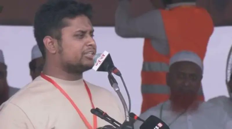 এই সরকারের প্রথম এবং প্রধান সংস্কার হতে হবে আওয়ামী লীগকে নিষিদ্ধ করা :হাসনাত