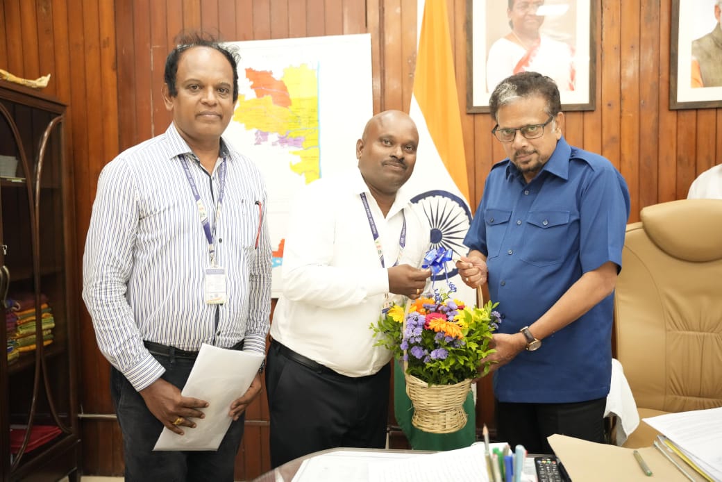 CMFRI -Central Marine Fisheries Research Institute (@icar_cmfri) on Twitter photo His Excellency the Lt. Governor of Puducherry, Shri. K. Kailashnathan, showed keen interest in <a href="/ICAR_CMFRI/">CMFRI -Central Marine Fisheries Research Institute</a>'s pilot study on implementation of #IMTA practice in Puducherry. CMFRI's team, led by Dr. B. Johnson and Dr. J. Charles Jeeva, presented implementation plan. His Excellency the Lt. Governor of Puducherry, Shri. K. Kailashnathan, showed keen interest in <a href="/ICAR_CMFRI/">CMFRI -Central Marine Fisheries Research Institute</a>'s pilot study on implementation of #IMTA practice in Puducherry. CMFRI's team, led by Dr. B. Johnson and Dr. J. Charles Jeeva, presented implementation plan.