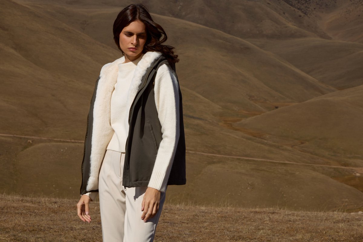 coulange1918's tweet image. Mix high &amp;amp; low. Tailor everything. Confidence is the best accessory.
Coulange1918.com

#FashionForward #StyleTips #OOTD