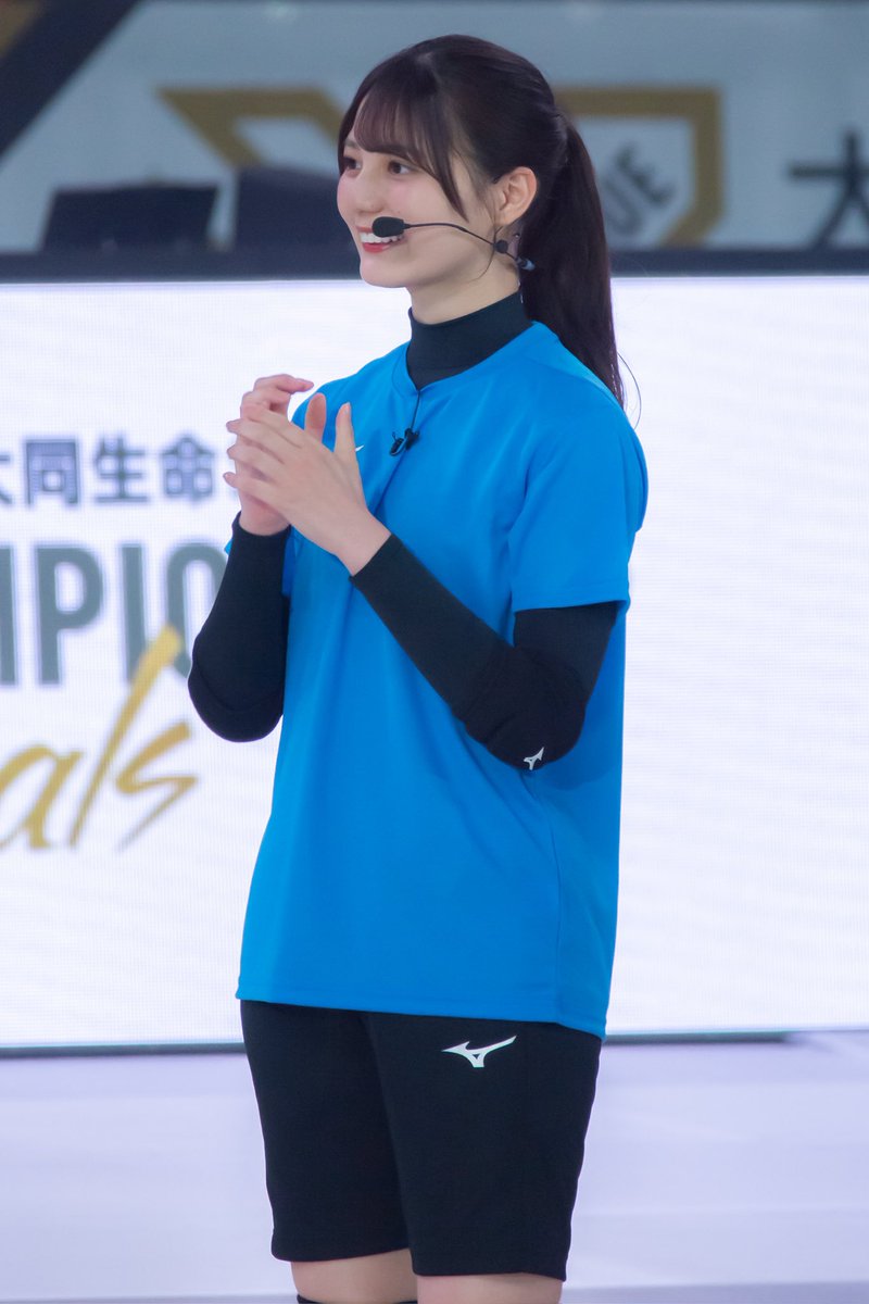 Khronos_Chronus's tweet image. 2025/05/02（金）
日向坂バレー部 公開練習！③
小坂菜緒さん
ポニーテールでお美しい👏
経験を感じる俊敏な動きでした！
チャレンジに成功して観客側を向いて喜びを共有する2枚目。
部長として部員にエールも送ってました！
楽しんでいるのが何より素敵です😁
#日向坂46
#日向坂バレー部
#小坂菜緒