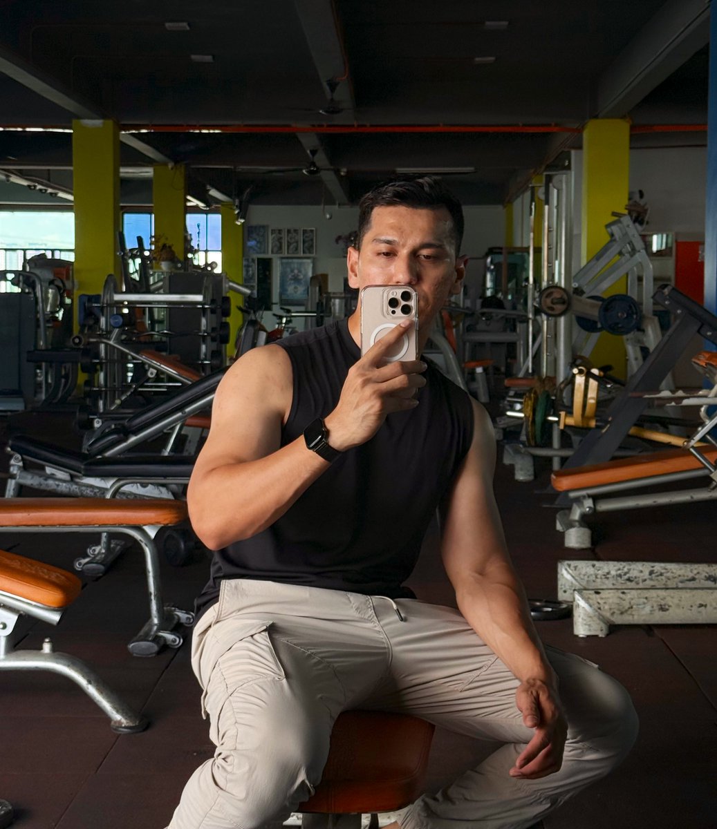 smhaniff's tweet photo. Until you realise, not everyone get’s to do what you’re doing. 💪🏻 https://t.co/mp3apD9Wy0