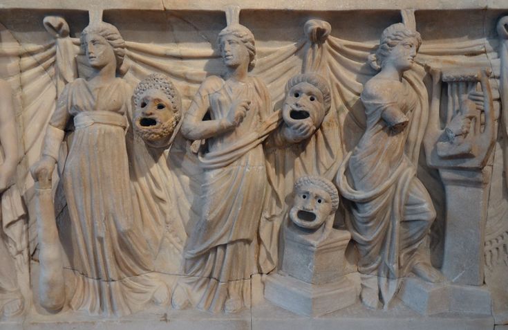 Used to transform actors into gods, monsters, and mortals, Greek masks helped voices carry across vast amphitheatres—and still influence storytelling today.
Expect myth, magic, and mask work in our brand new adaptation of #PerseusAndAndromeda  #QuillAndInkling #BehindTheScenes