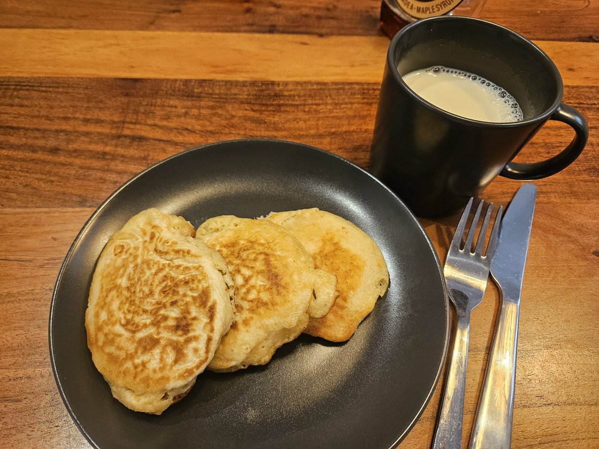 Pancakes, but we forgot to add sugar to the batter 😭😭