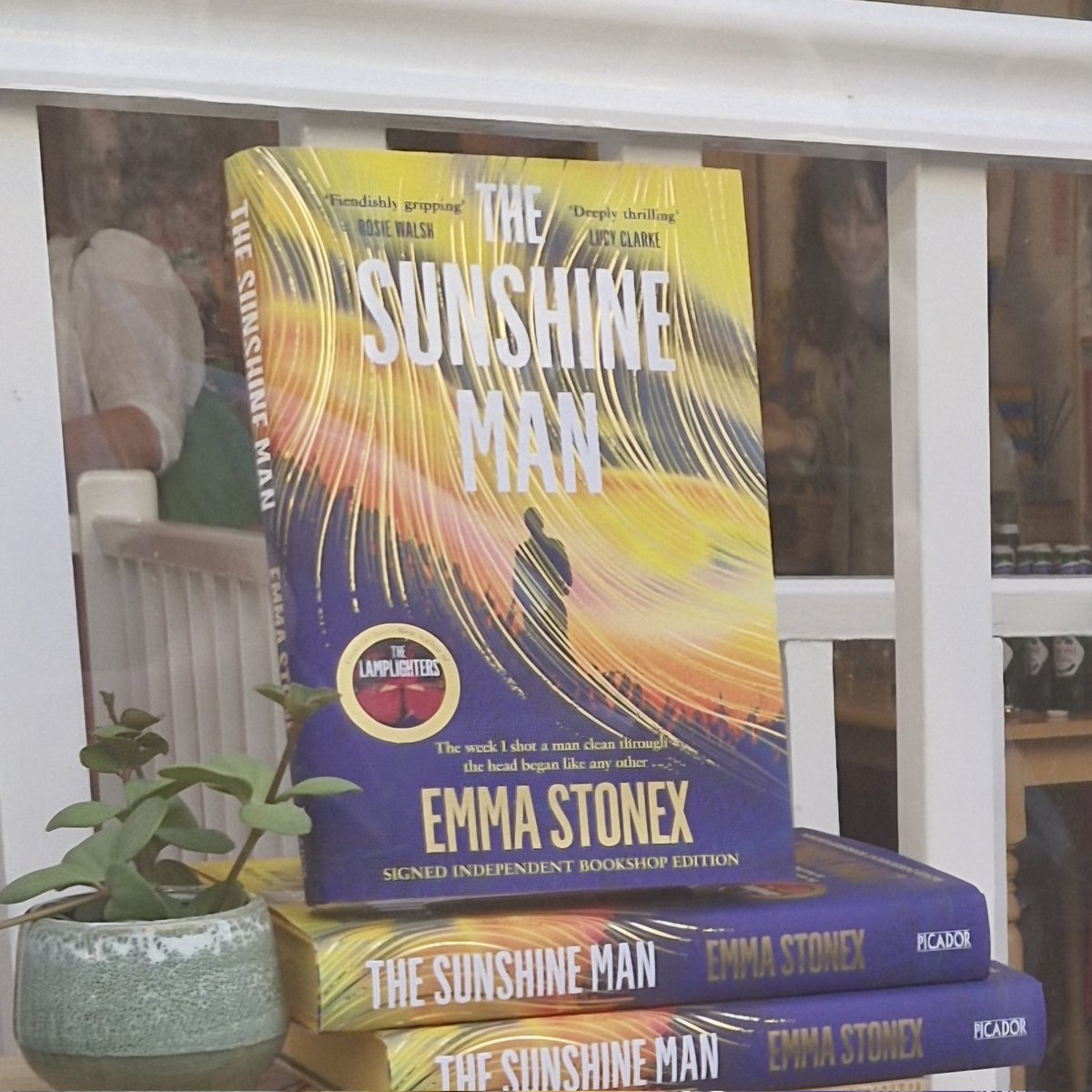 Susan Fletcher (@sfletcherauthor) on Twitter photo What a wonderful evening to celebrate a very, very special book - and writer. <a href="/StonexEmma/">Emma Stonex</a>, The Sunshine Man is *radiant*! (It was so lovely to meet new and old friends, too. ๐) Thank you, <a href="/heron_books/">Heron Books</a> and <a href="/picadorbooks/">Picador Books</a> - and Emma, so many congratulations xx โ๏ธ #TheSunshineMan What a wonderful evening to celebrate a very, very special book - and writer. <a href="/StonexEmma/">Emma Stonex</a>, The Sunshine Man is *radiant*! (It was so lovely to meet new and old friends, too. ๐) Thank you, <a href="/heron_books/">Heron Books</a> and <a href="/picadorbooks/">Picador Books</a> - and Emma, so many congratulations xx โ๏ธ #TheSunshineMan