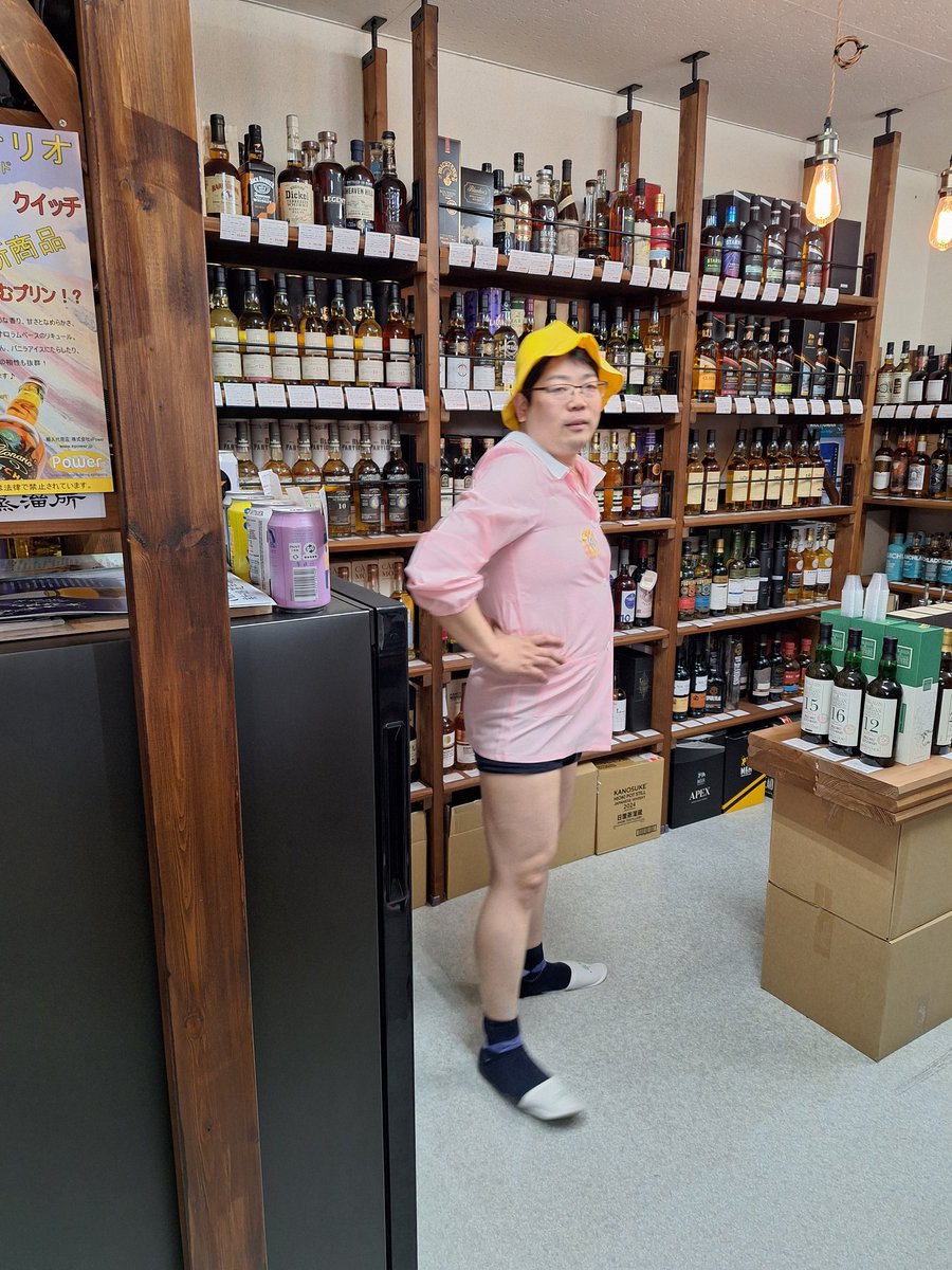 Whiskin29's tweet image. たまにわ酒店さんにて変態対談
違う、コスプレイベント
でもなく馬追ハンドフィルイベント
是非訪問してみて
#たまにわ酒店 
#馬追蒸溜所
#ePower