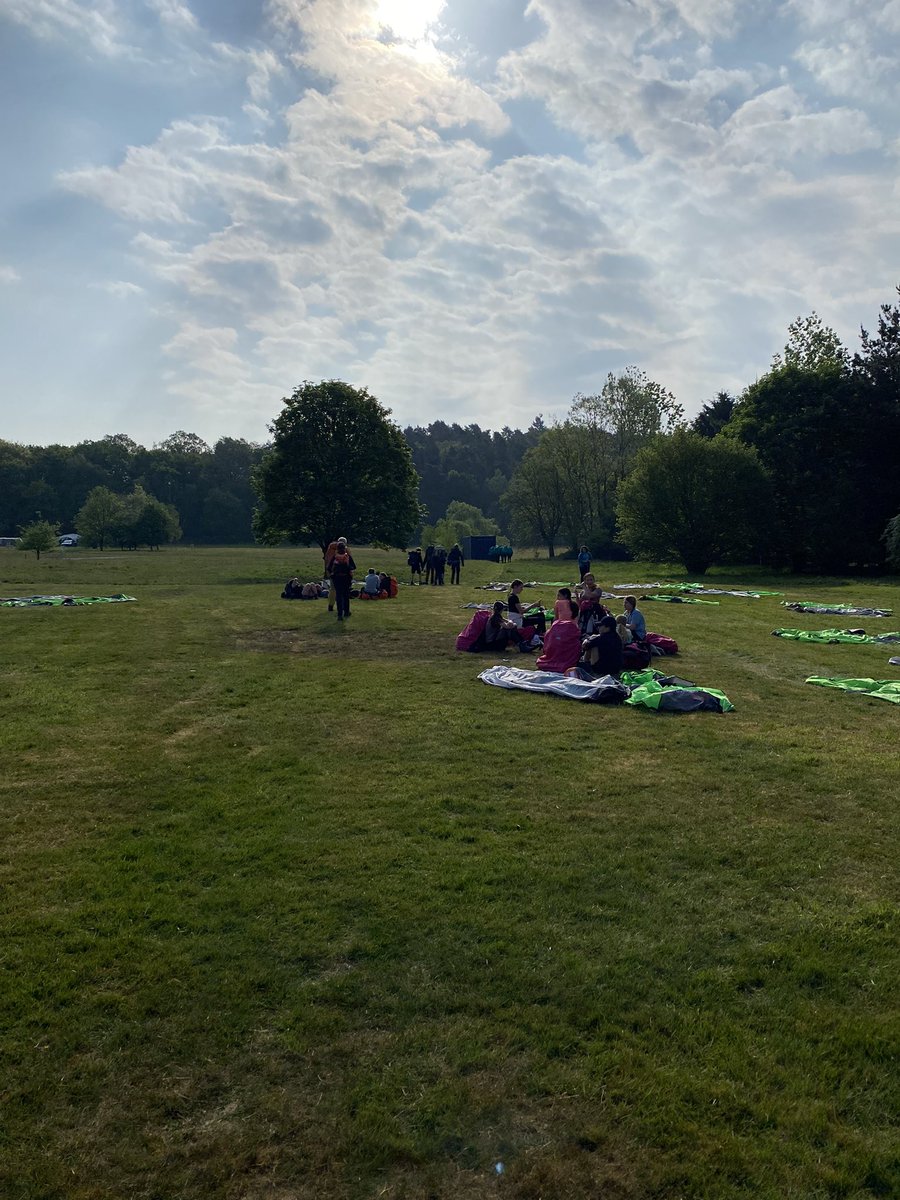 We have groups heading out for today, well rested and ready to make their way through checkpoints!