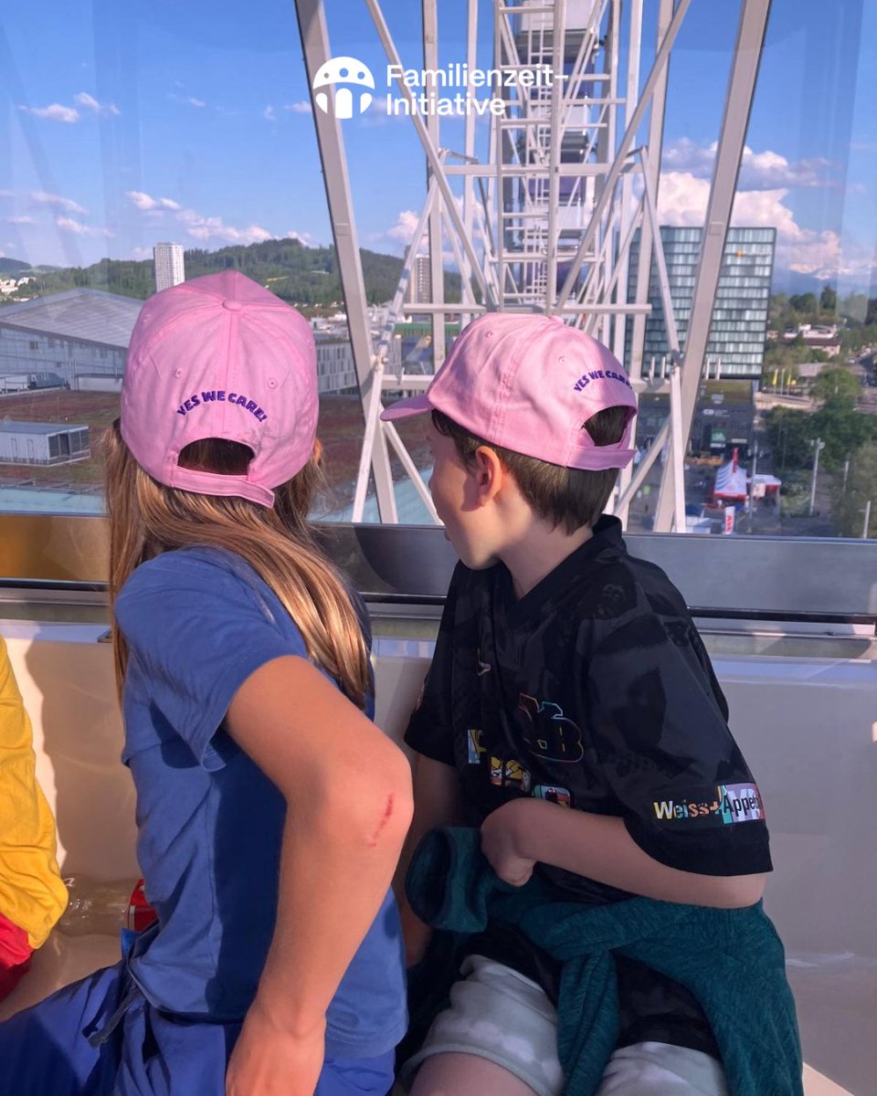 #Familienzeit goes BEA 🔥 Seit einer Woche ist die #FamilienzeitInitiative mit einem Stand an der BEA vertreten. Wir führen spannende Gespräche mit Besucher:innen, sammeln Unterschriften und sensibilisieren für Familienpolitik 💪 #ZeitfürFamilienzeit