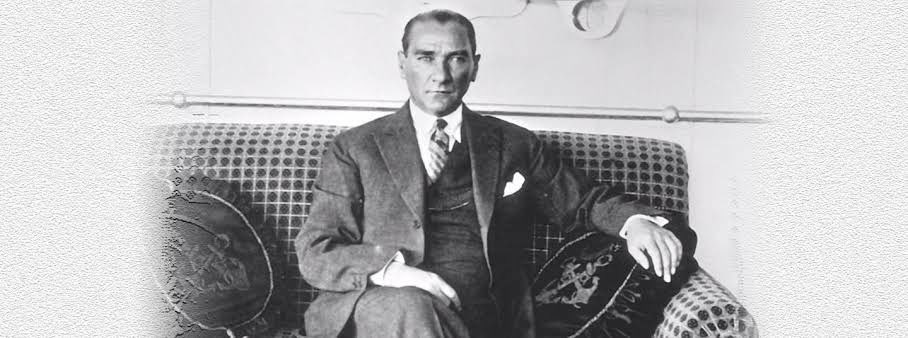 Türküz, Türkçüyüz, Atatürkçüyüz !
3 Mayıs Türkçüler günümüz kutlu olsun🇹🇷
Ne mutlu TÜRKÜM diyene ! 
#3MayısTürkçülerGünü