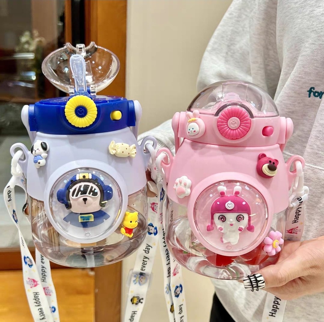 NamiNft's tweet image. แก้วน้ำเด็ก ไปโรงเรียน 
หลอดไม่แข็ง ขนาด 900 ml.
น่ารักมาก ✨️✨️ #แก้วน้ำ #แก้วน้ำเด็ก
.
พิกัด
🧡 s.shopee.co.th/7Kk88KdmgF
💙 s.lazada.co.th/s.wY6HQ