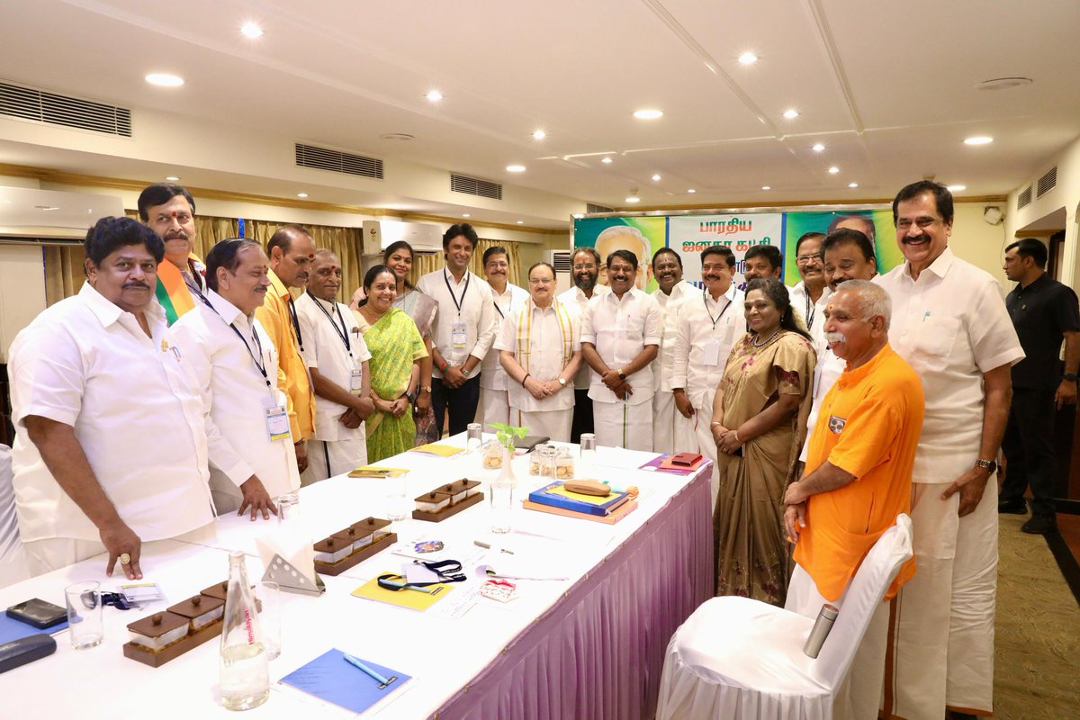 Jagat Prakash Nadda (@jpnadda) on Twitter photo இன்று சென்னையில் நடைபெற்ற @BJP4Tamilnadu மையக் குழு கூட்டத்தை தலைமையேற்று நடத்தி வைத்தேன்.
மாண்புமிகு பாரதப் பிரதமர் திரு.<a href="/narendramodi/">Narendra Modi</a> அவர்கள், தமிழ்நாட்டின் அனைத்து வகையான வளர்ச்சிக்காகவும் பெரும் பணியாற்றி வருகிறார். மேலும், அவர் வளமான தமிழ் கலாச்சாரத்தை பாதுகாப்பதிலும் இன்று சென்னையில் நடைபெற்ற @BJP4Tamilnadu மையக் குழு கூட்டத்தை தலைமையேற்று நடத்தி வைத்தேன்.
மாண்புமிகு பாரதப் பிரதமர் திரு.<a href="/narendramodi/">Narendra Modi</a> அவர்கள், தமிழ்நாட்டின் அனைத்து வகையான வளர்ச்சிக்காகவும் பெரும் பணியாற்றி வருகிறார். மேலும், அவர் வளமான தமிழ் கலாச்சாரத்தை பாதுகாப்பதிலும்