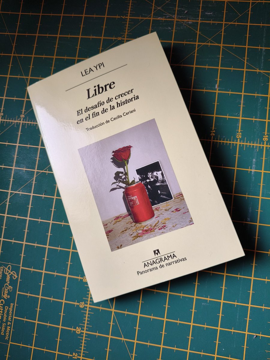 "Si olvido su nombre, me olvidaré de su vida. Ya no serán personas, se convertirán en números. Sus aspiraciones y sus miedos dejarán de importarnos. Solo recordaremos las normas y no aquellos a los que se aplican. Solo pensaremos en las órdenes y no en el fin que sirven" 📖📚