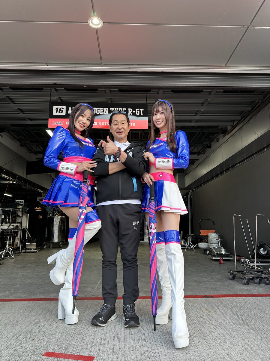 やっさん 予選31号車はなんとポール🥹💖 明日の決勝もaprの応援よろしく