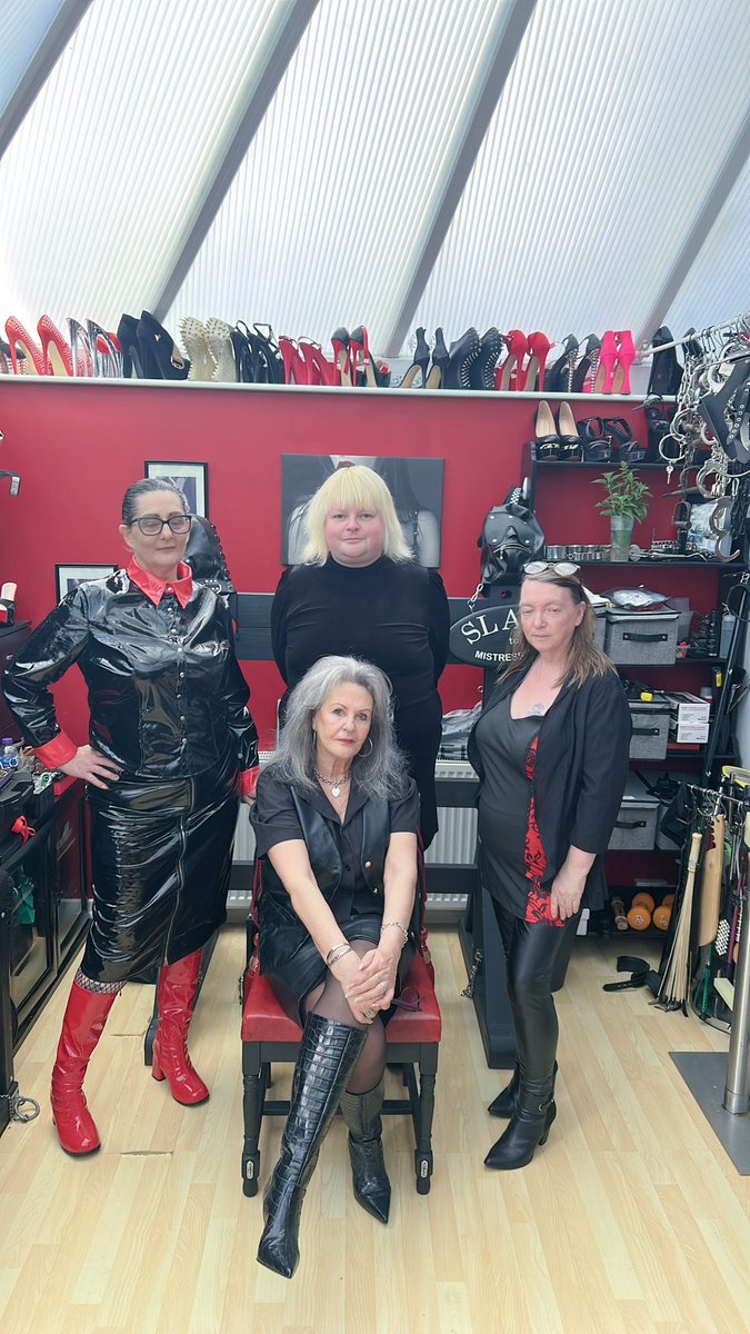 sherrylever's tweet photo. Today’s workshop with @MIvy51 ,@Devine58 @MistressKat1993 and one more https://t.co/PBRm2UqhMl