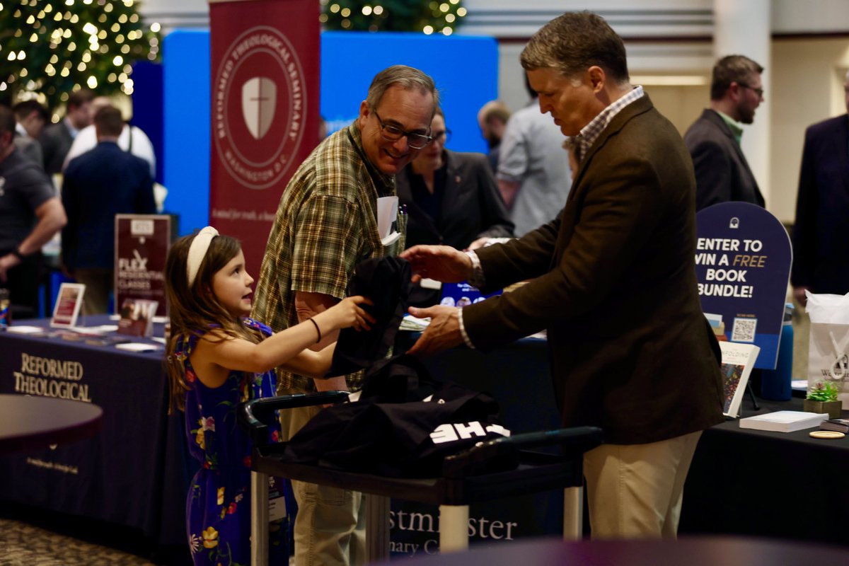 Credo Magazine (@credomagazine) on Twitter photo Six highlights from messages at the Credo x Sola conference:
1. <a href="/MichaelHorton_/">Michael Horton</a> singing the Gloria Patri.
2. <a href="/FredFredSanders/">Fred Sanders</a> drawing his *Nicene Line*
3. <a href="/mike_reeves/">Michael Reeves</a> starting Q&A with defense of catholicity
4. <a href="/MattMBarrett/">Matthew Barrett</a> showing why inseparable operations matters for Six highlights from messages at the Credo x Sola conference:
1. <a href="/MichaelHorton_/">Michael Horton</a> singing the Gloria Patri.
2. <a href="/FredFredSanders/">Fred Sanders</a> drawing his *Nicene Line*
3. <a href="/mike_reeves/">Michael Reeves</a> starting Q&A with defense of catholicity
4. <a href="/MattMBarrett/">Matthew Barrett</a> showing why inseparable operations matters for
