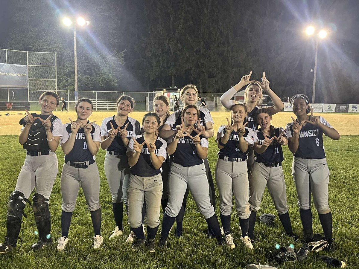 What a comeback! 

Our 14A softball team battled back from being down 8-1 in the 5th inning to win 13-8 in 7 innings.  

It was a full team effort fueled by big hits and lights-out pitching.