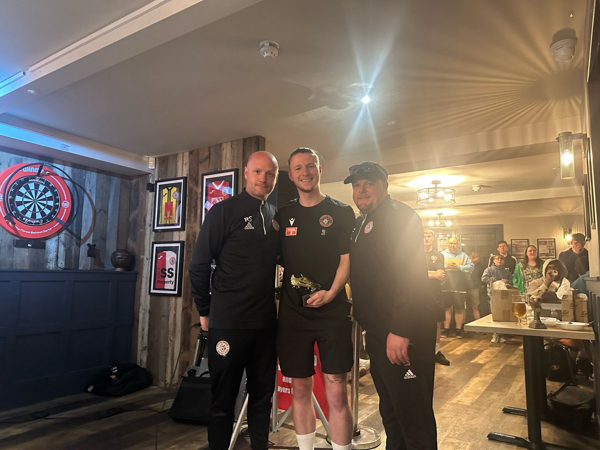Ashton United FC U21s (@ashtonutdyouth) on Twitter photo 🚨U21s SEASON AWARDS🚨
24/25 Coaches Joint Player of the Year Award
FINLEY HYNES
<a href="/FinHynes/">Finlay Hynes</a> 🚨U21s SEASON AWARDS🚨
24/25 Coaches Joint Player of the Year Award
FINLEY HYNES
<a href="/FinHynes/">Finlay Hynes</a>