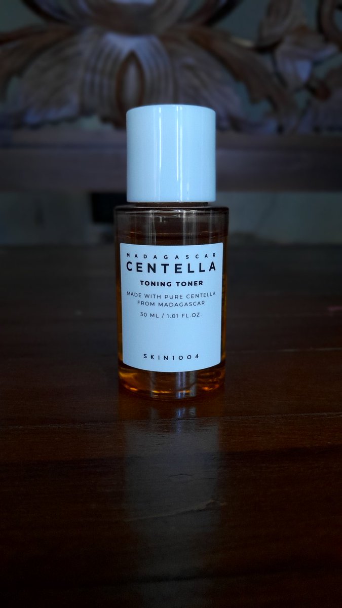 JodohKangDaniel's tweet photo. WTS Skin1004 Madagascar travel kit, baru kepake dikit nego aja
dom Bandung bisa sopi
#zonauang #zonajajan #zonaba https://t.co/3bwTrfKqoc
