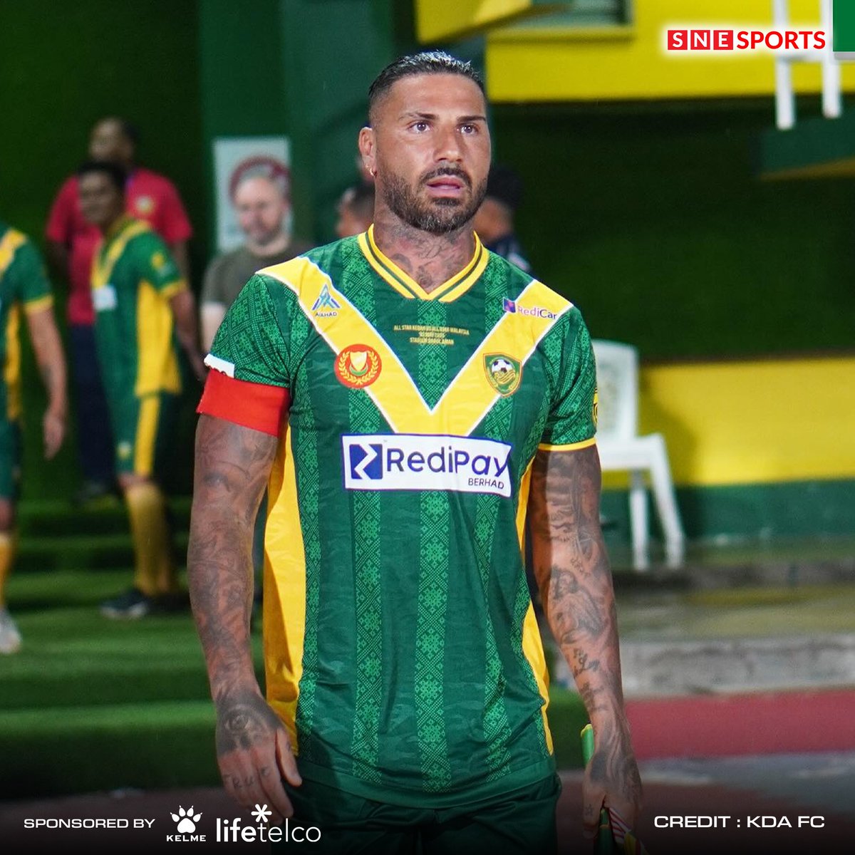 SNE_Sports's tweet image. 🇵🇹 Ricardo Quaresma are team captain of All Star Kedah tonight

📷 : KDA FC

Keep follow : snesports.co

#AllStarKedah #KDAFC #RicardoQuaresma
#SNESports
#LifeTelco
#KelmeMalaysia
