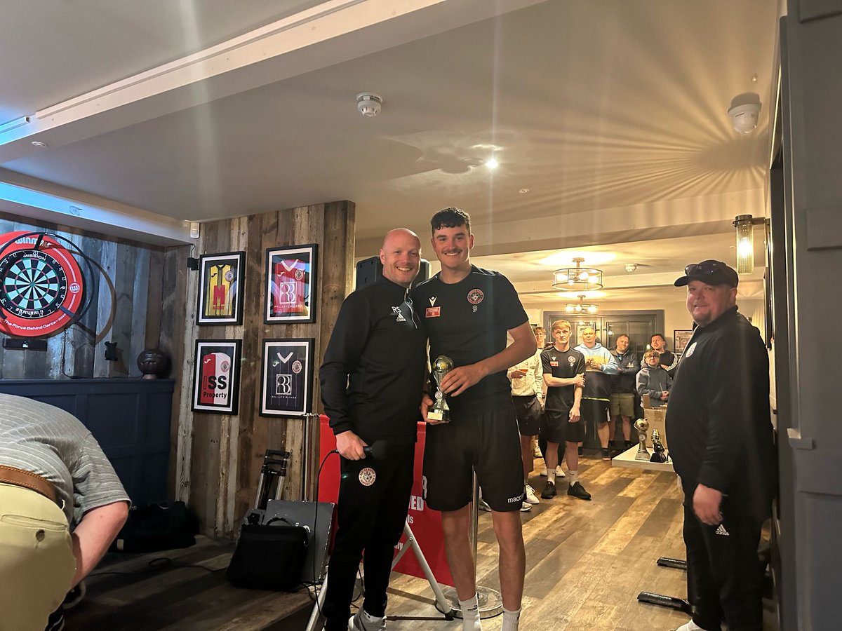 Ashton United FC U21s (@ashtonutdyouth) on Twitter photo 🚨U21s SEASON AWARDS🚨
24/25 Suporters Player of the Year Award
BEN DUCKWORTH
<a href="/BenDuckworth17/">Ben Duckworth</a> 🚨U21s SEASON AWARDS🚨
24/25 Suporters Player of the Year Award
BEN DUCKWORTH
<a href="/BenDuckworth17/">Ben Duckworth</a>